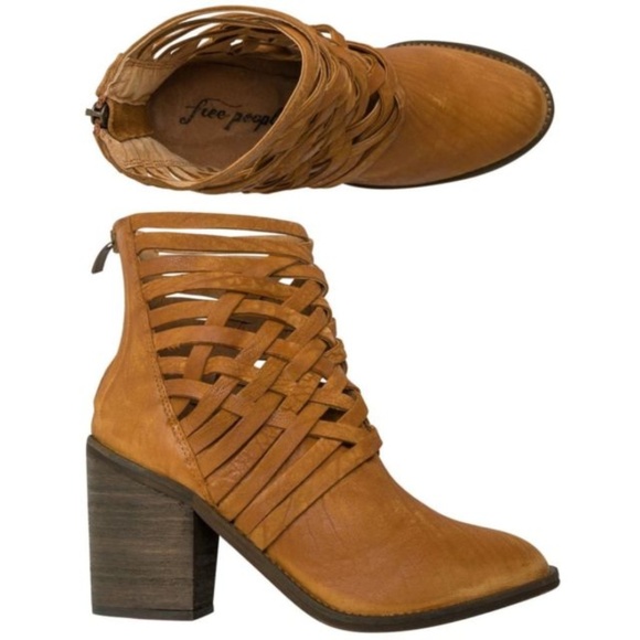 GUC: Free People. Carrera Bootie. Tan 8.5-9 - Picture 3 of 8